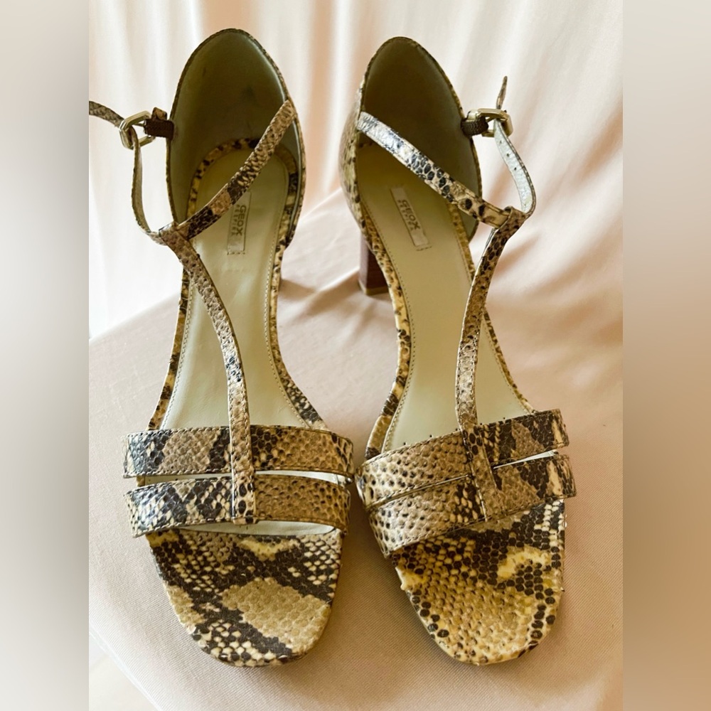 Geox vintage Y2K snake sandals heels size US 8.5